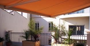 Terrasse avec store exterieur sur mesure